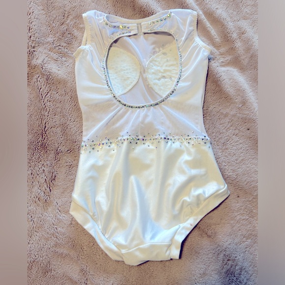 Beautiful white dance costume covered in stones- child’s medium - Picture 3 of 6